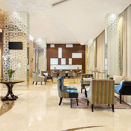 Hotel Santika Gresik Экстерьер фото