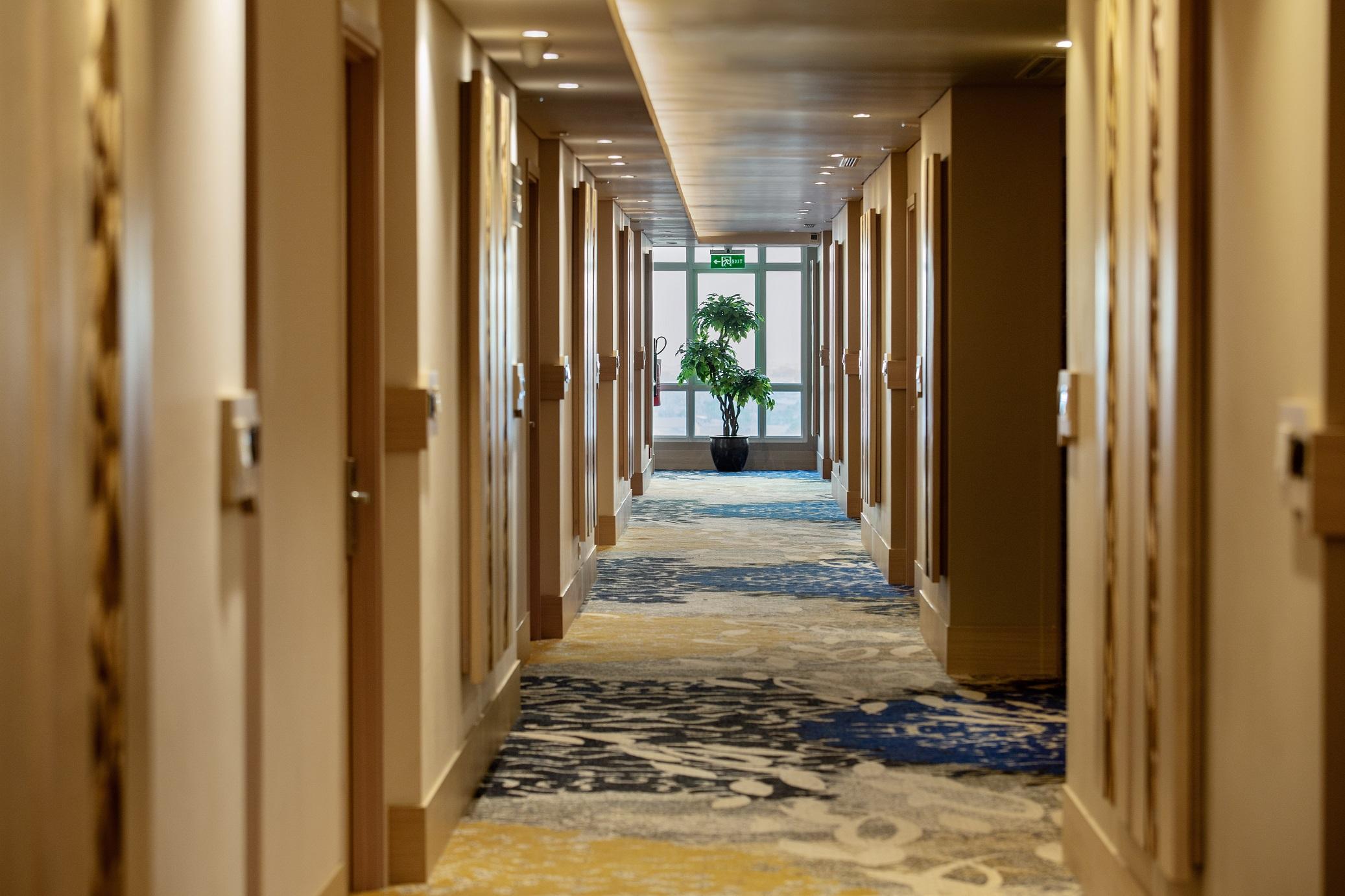 Hotel Santika Gresik Экстерьер фото